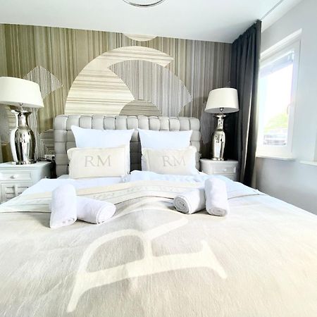 North Coast Suites Deluxe Hamburg-Rahlstedt エクステリア 写真